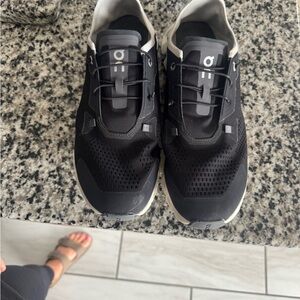 On Men's Cloud 5 Coast Black Sneakers
